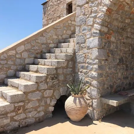 Lagia Zen Residence In Mani Exterior photo