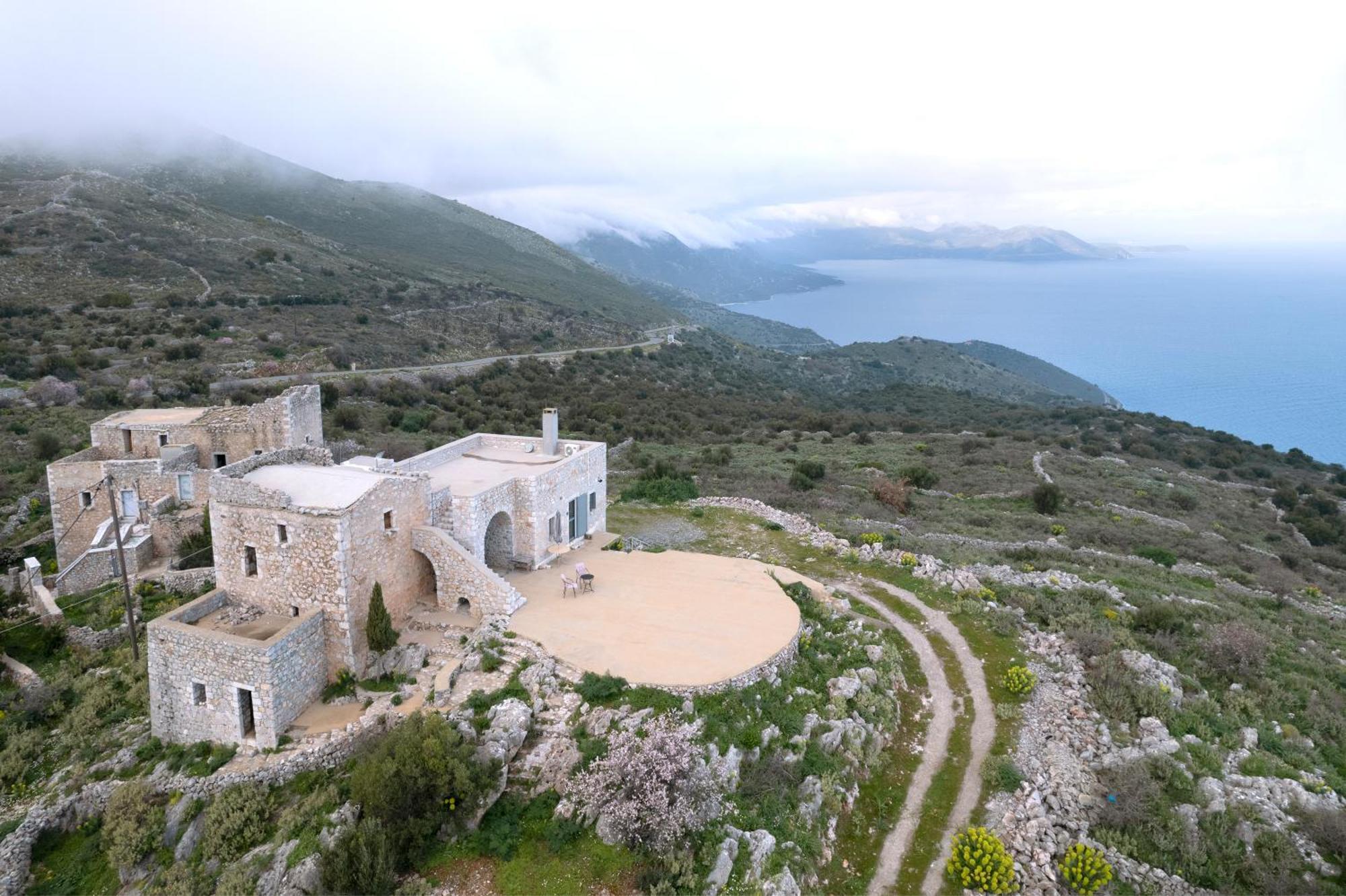 Villa Zen In Mani Lagia